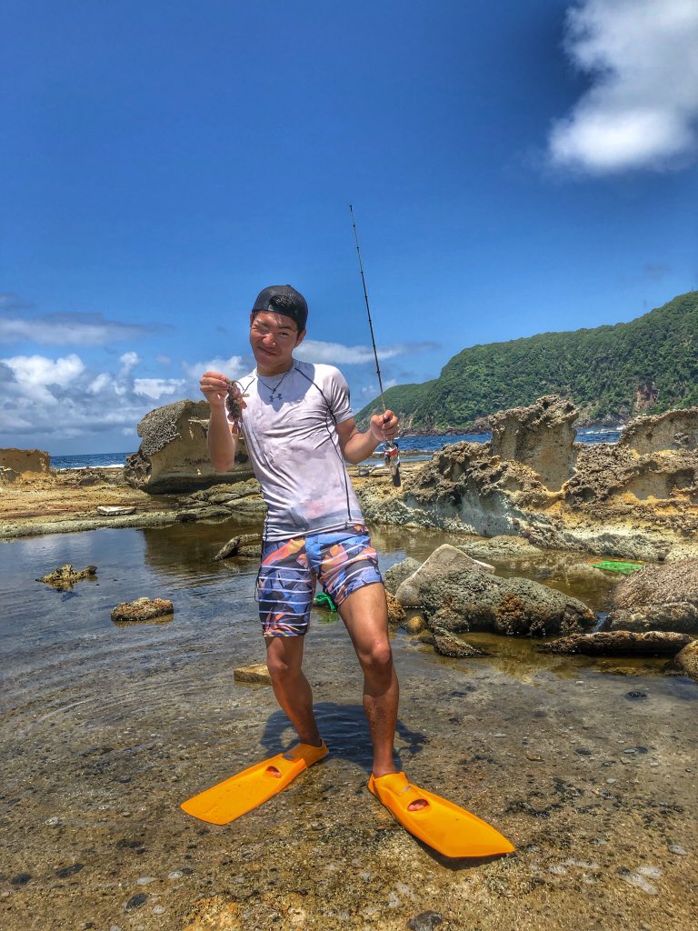 Swim Fishing in 日本海