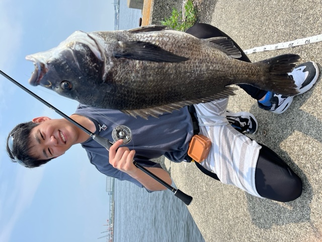 尼崎 チヌヘチ釣り