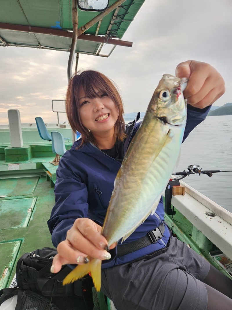 泉南の第二小島丸でアジ五目便!