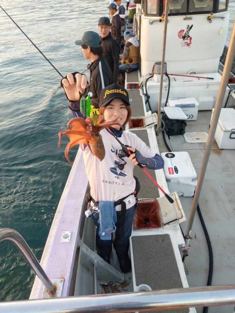 ハイシーズン!船タコ釣り